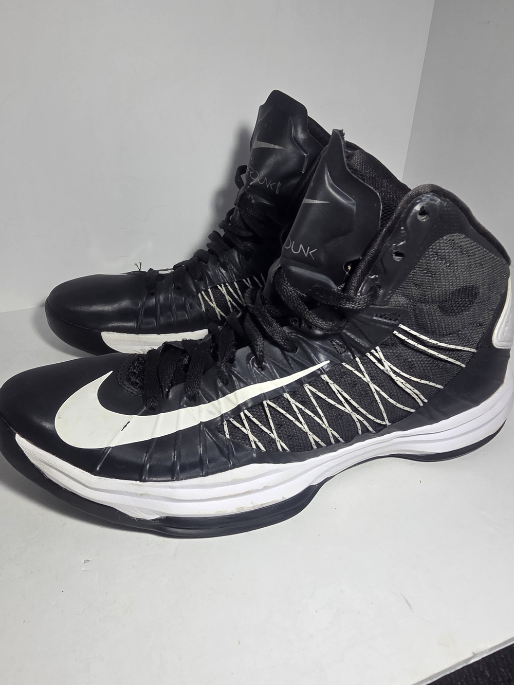 Nike Hyperdunk 2012 TB Black White Men's Size 10.5 Basketball Shoes 524882-001